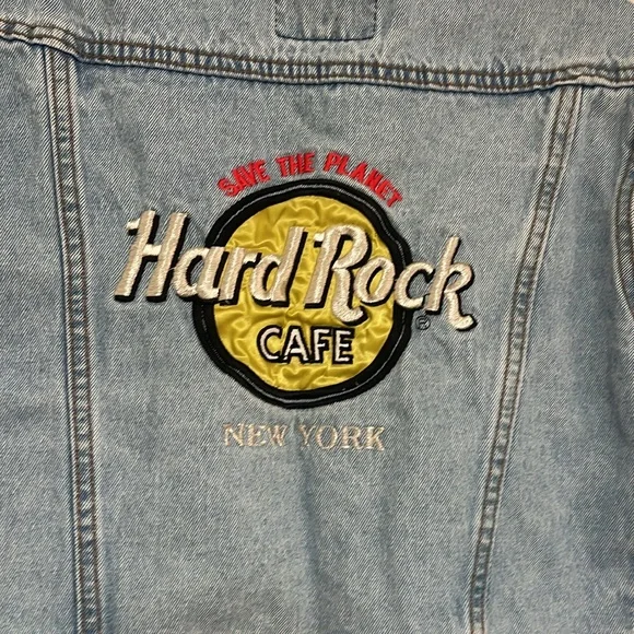 Hard Rock Cafe New York vintage blue jean jacket. Size 8